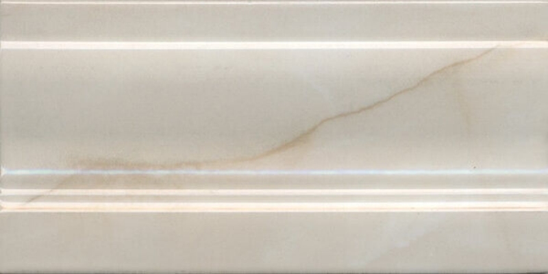 Керамический плинтус Kerama Marazzi Стеллине бежевый светлый FMD021 10х20 см