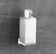Дозатор для жидкого мыла Colombo Design Look В9316.ВM Белый матовый-1