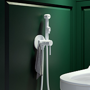 Гигиенический душ со смесителем Iddis Axes 003WTR0i08 Белый матовый-1