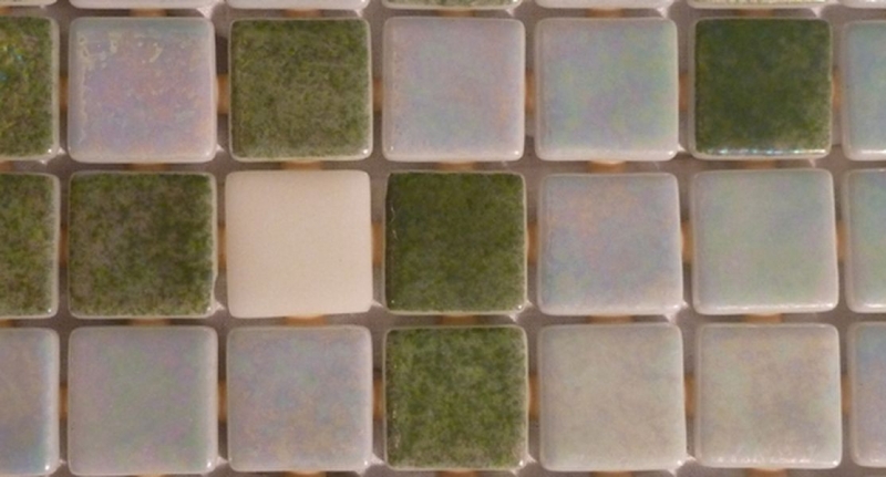 цена Стеклянная мозаика Ezarri Fоsfo Mix Green Premium 31,3х49,5 см